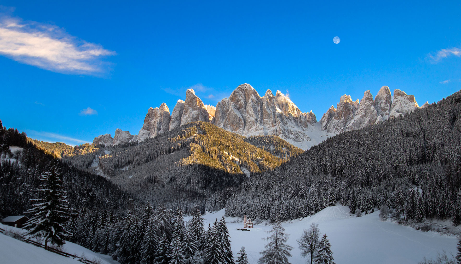 Winter Villnoess Dolomiten